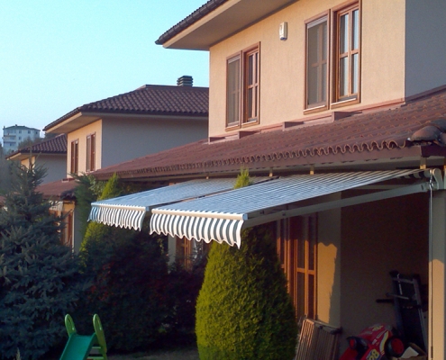 Kuşadası Tente Pergola, Mafsallı Tente Modeli 4 Kuşadası Tente Pergola, Mafsallı Tente Modeli 4